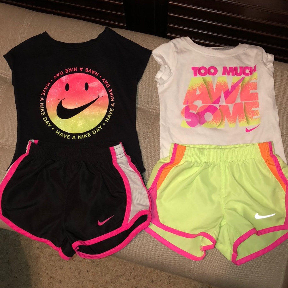 2 Nike Sets